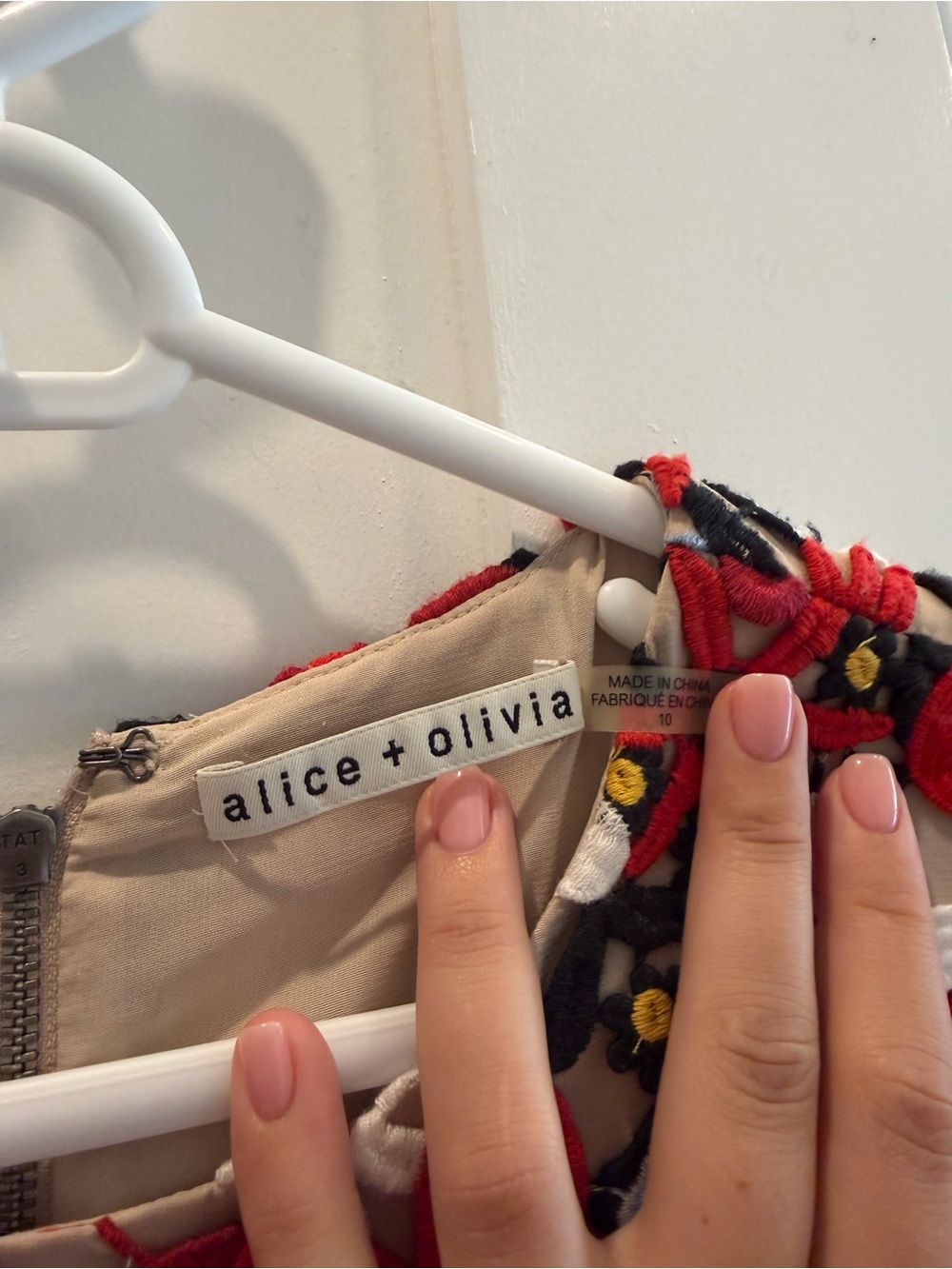 Alice + Olivia Red Floral Embroidered Mini Dress - Picture 2 of 2